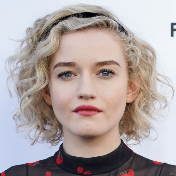 Easy Curly Hairstyles Dainty Headband Julia Garner