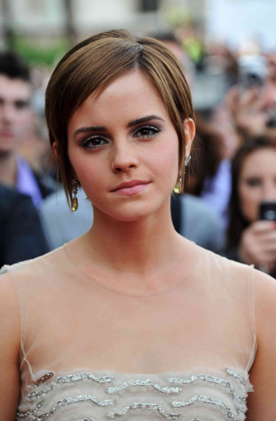 Emma Watson - Long Pixie Cut